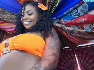 Live webcam model elizagrey on Soda Cams