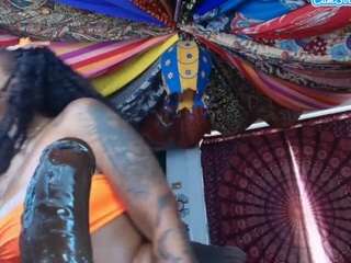 Live webcam model elizagrey on Soda Cams