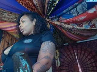 Live webcam model elizagrey on Soda Cams