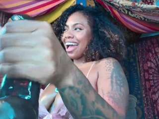 elizagrey's live room