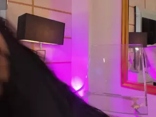 Julieta Wild's Live Sex Cam Show