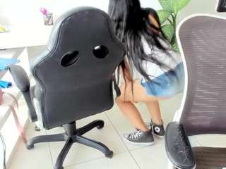 emilybrowm Live Webcam on CamSoda