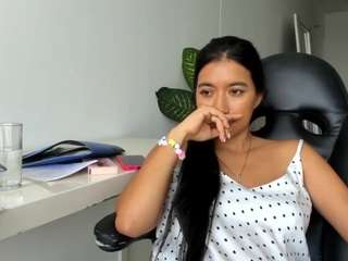  emilybrowm chat room