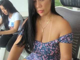 emilybrowm's CamSoda show and profile