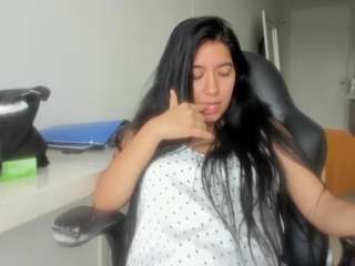 emilybrowm, female webcam model,  years old, on live webcam