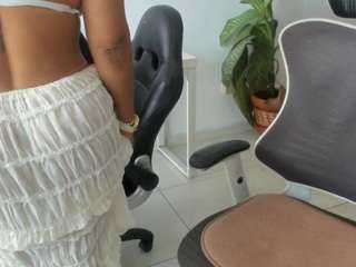 Live webcam model emilybrowm on Soda Cams