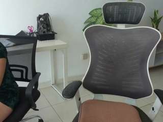 emilybrowm's live room