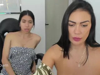 emilybrowm's Live Sex Cam Show