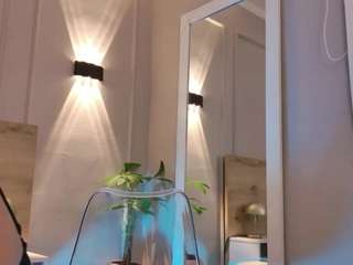 agustinasaenz live webcam show