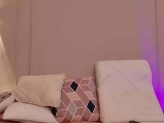 agustinasaenz live cam preview
