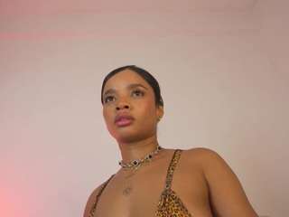 Live webcam model alanajoness on Soda Cams