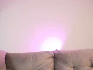 alanajoness Live Webcam on CamSoda