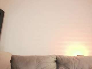 Live webcam model alanajoness on Soda Cams