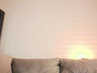 Live webcam model alanajoness on Soda Cams