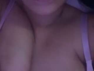 keyriss's CamSoda show and profile