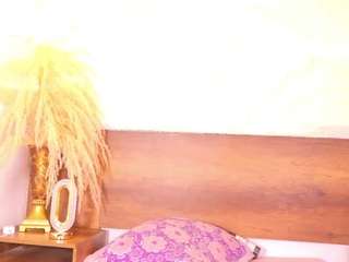 Live webcam model molly-jackson on Soda Cams