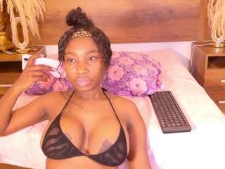 Live webcam model molly-jackson on Soda Cams