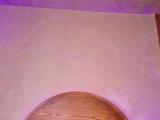 Molly live webcam show