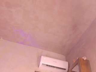 Molly live cam