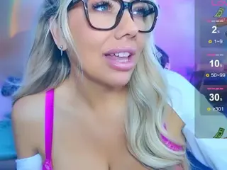 CASSSIDY's Live Sex Cam Show
