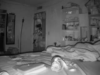 voyeurcam freakyfeline 01