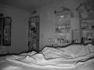 voyeurcam freakyfeline 01