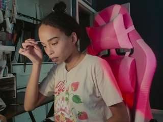 cecilialion live webcam show