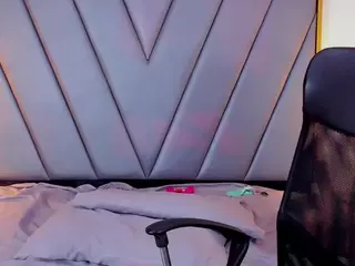 Zayra's Live Sex Cam Show
