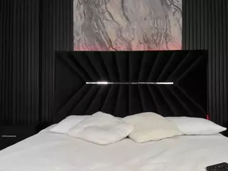 ATINXNAUGTHY's Live Sex Cam Show