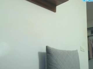 prettyjulliette Live Webcam on CamSoda