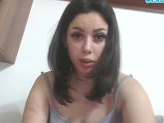 prettyjulliette live cam profile