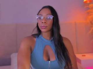 aprilebony Live Webcam on CamSoda