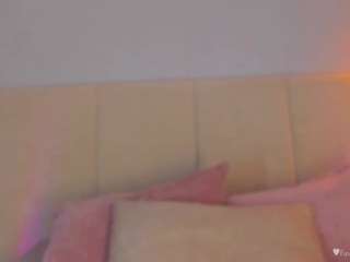 aprilebony live webcam show