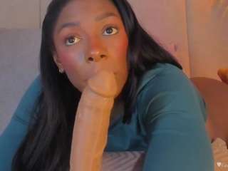 aprilebony live webcam show
