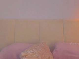 aprilebony Live Webcam on CamSoda