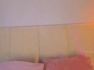 aprilebony live cam