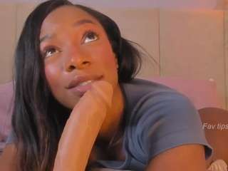 aprilebony live cam preview