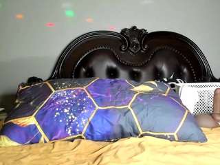bigbootysarenalove webcam