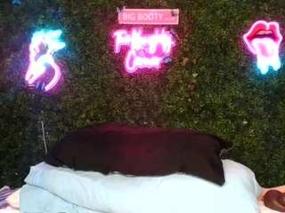 bigbootysarenalove webcam