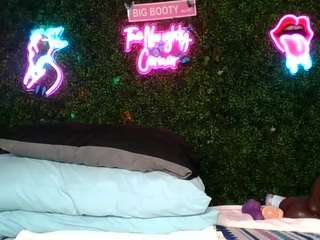 bigbootysarenalove webcam