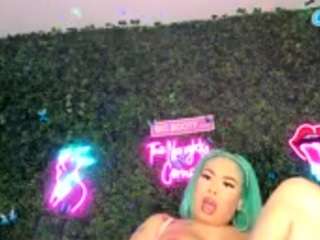 bigbootysarenalove webcam