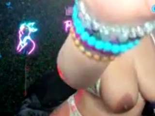 bigbootysarenalove webcam