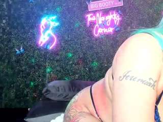 bigbootysarenalove webcam