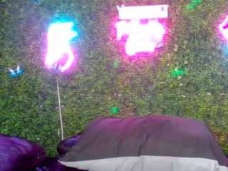 bigbootysarenalove live cam profile