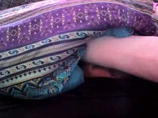 bigbootysarenalove webcam model