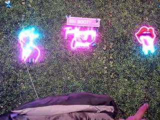 bigbootysarenalove webcam