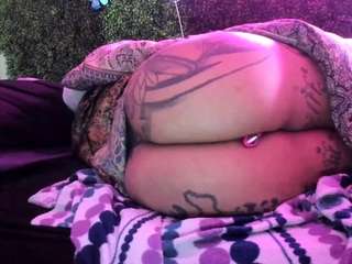 bigbootysarenalove webcam