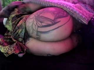 bigbootysarenalove webcam