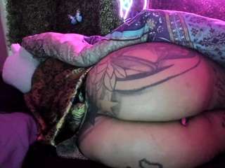 bigbootysarenalove webcam