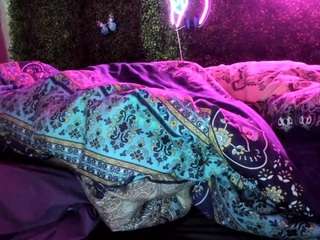 bigbootysarenalove webcam